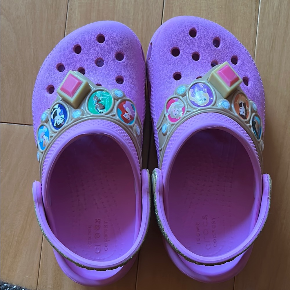 Crocs Kids' Disney Princess Light Up Clog  size 10